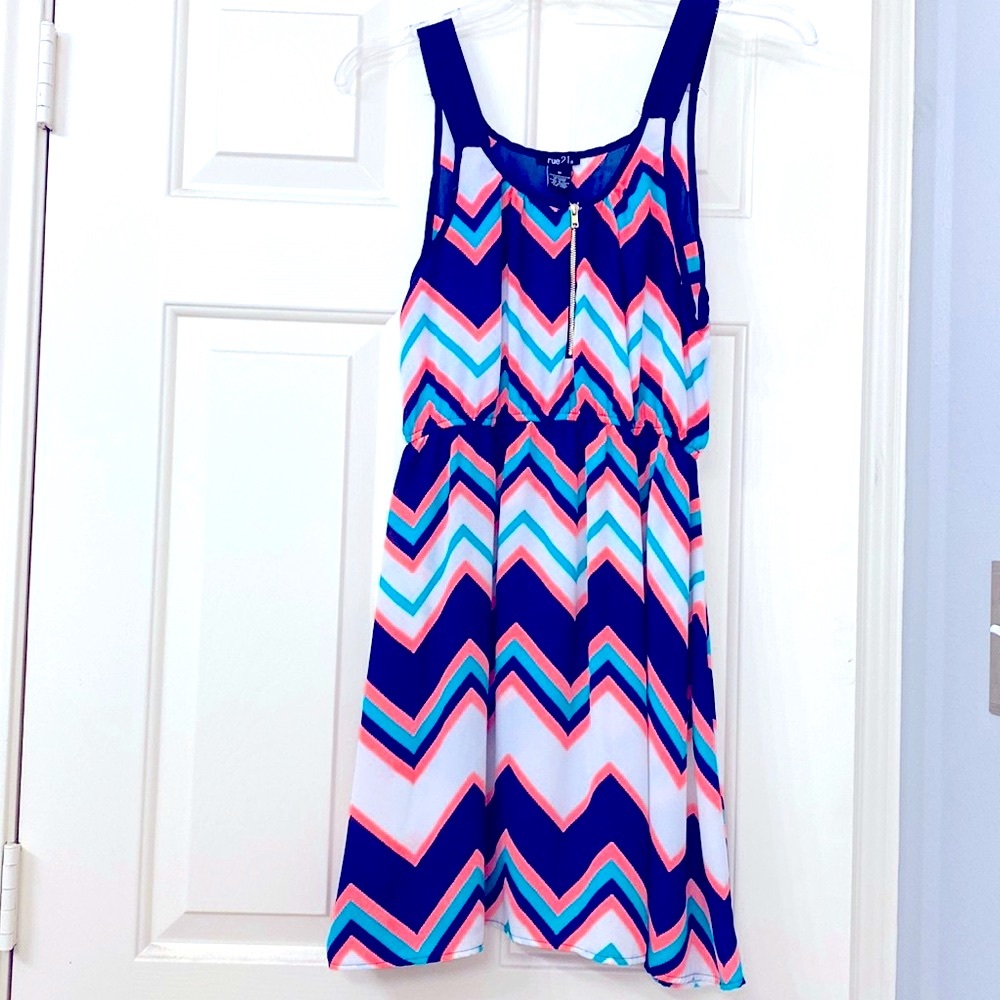 Chevron striped dress!